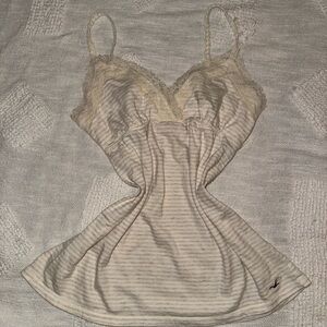 Vintage Y2K Hollister Lace Trim Camisole 100% cotton